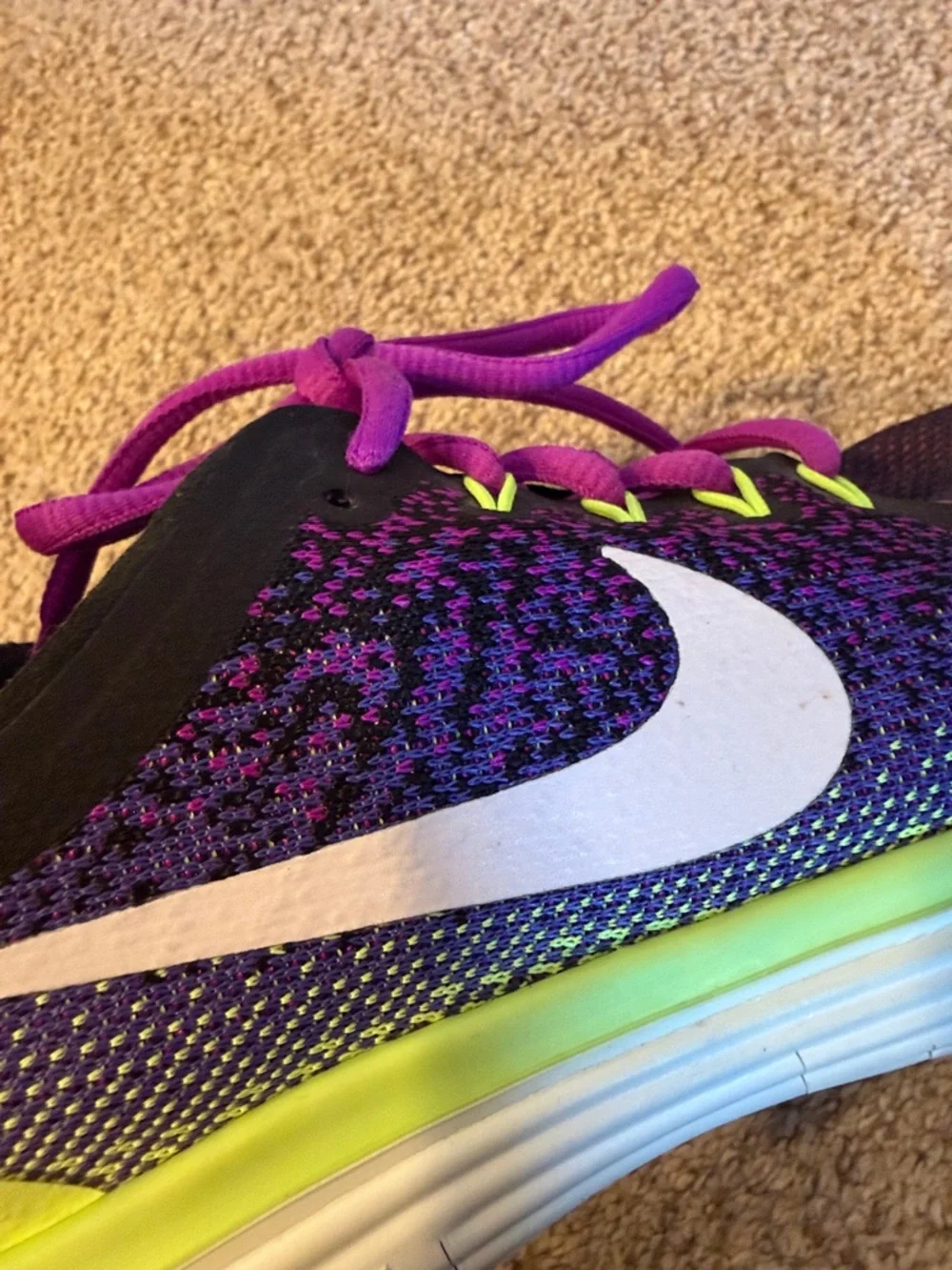 Nike FREE Running Sneaker, 8